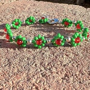 Green and Red Floral Beaded Christmas Bracelet with Silver Accents